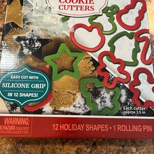 Holiday Cookie Cutters with Silicone Grip